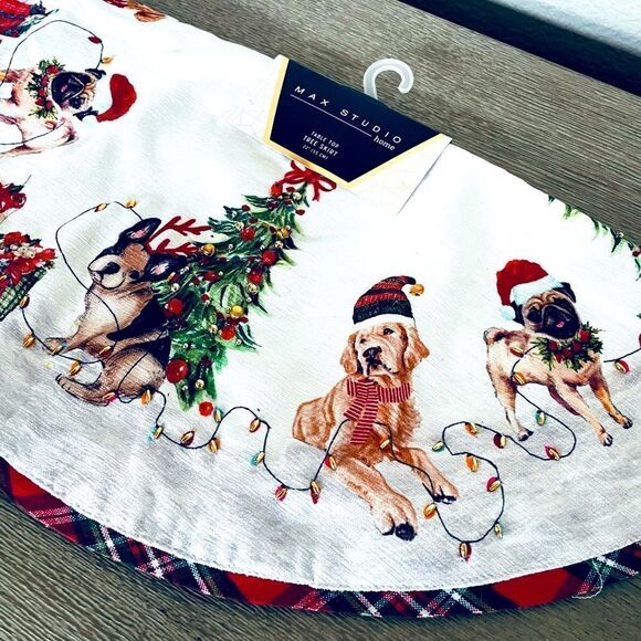 Max Studio Home Christmas Dogs Beaded Plaid Table Top Tree Skirt - Picture 1 of 4